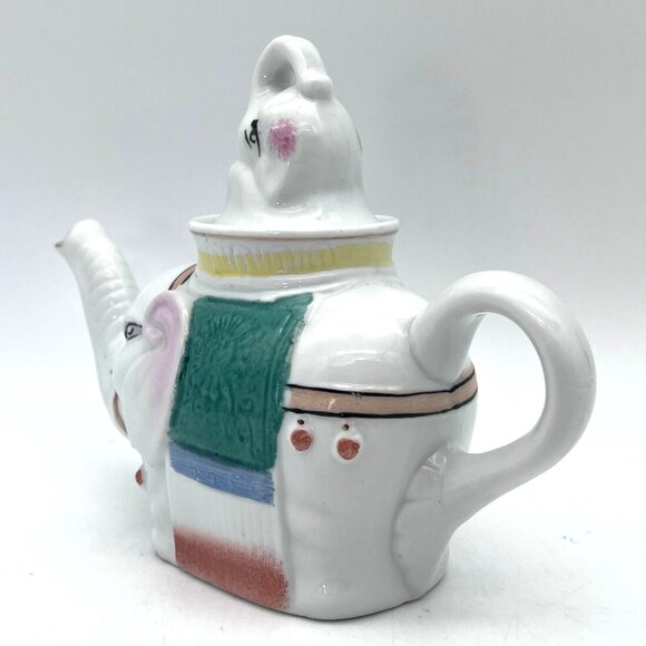 Vintage Elephant Porcelain Ceramic Teapot And Baby Elephant Calf Lid Gold Accent - Picture 9 of 16